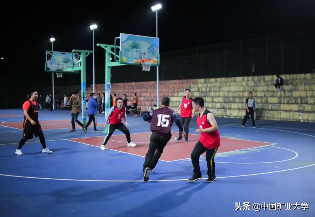 鍥戒箳姣旇禌瓒呯噧鐬棿,姣旇禌瓒呯噧鏃跺埢