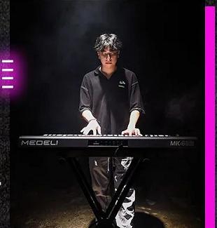 美得理电子琴mk402打碟视频,美得理电子琴mk402演奏视频