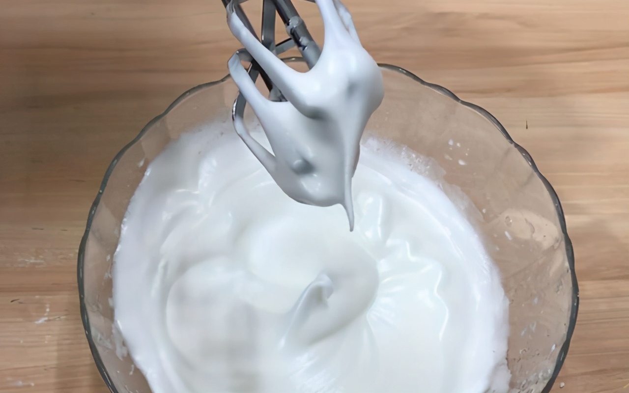 小蛋糕简单又好吃不用酵母,不用发面的小蛋糕