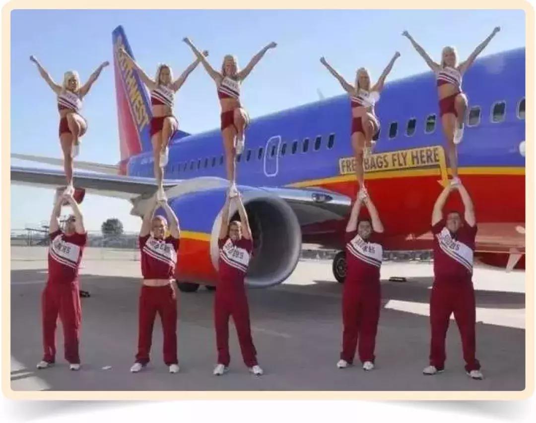 坐飞机见过这么漂亮的空姐吗,空姐坐飞机的奇葩经历