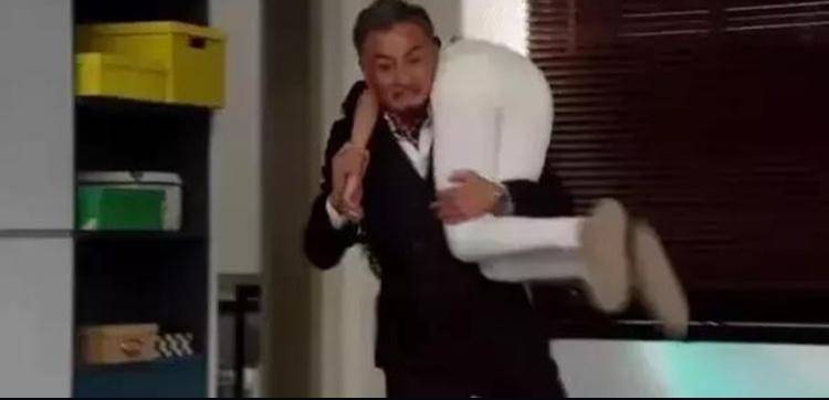 tvb老戏骨痛批小鲜肉,tvb老戏骨被骂