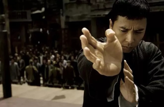 甄子丹热爱祖国传播正能量,甄子丹为疫情捐款了吗