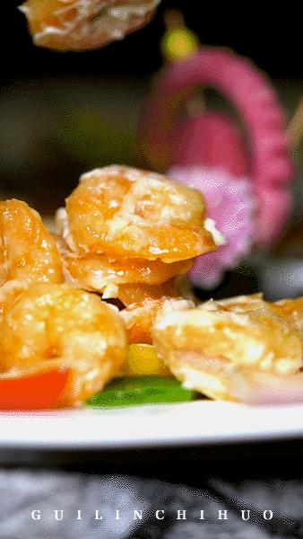 拿珍贵药材坐镇的养生汤馆,一碗隔水原盅炖汤,桂林也能喝到啦