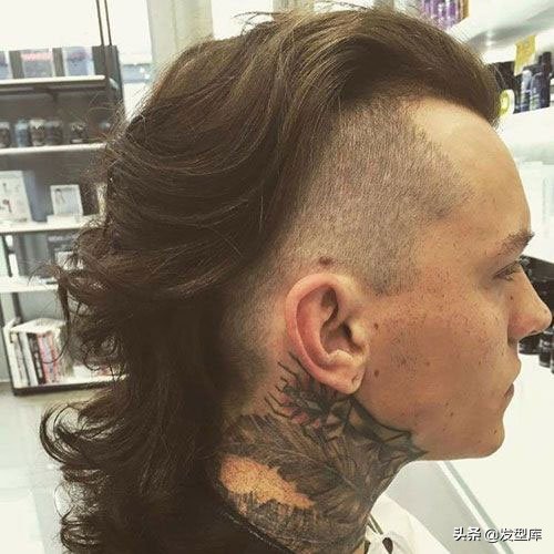 50岁鲻鱼头烫发发型,短发发型女2020流行发型鲻鱼头