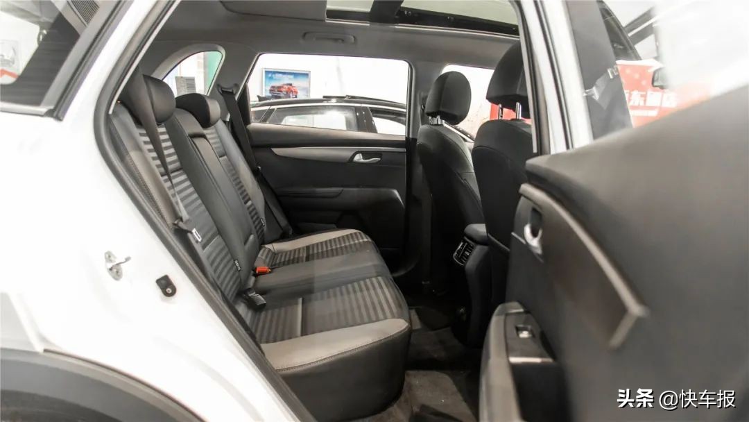 东风悦达起亚智跑:后浪卖得好,全靠前浪积的福「快车体验303」
