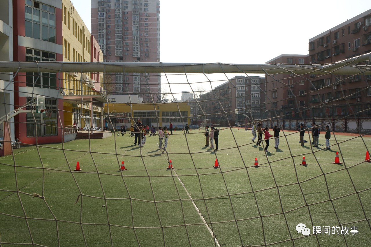 小学体育课示范课篮球,北京市小学体育课完整版