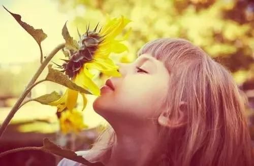 打喷嚏鼻塞鼻炎怎么治,过敏性鼻炎打喷嚏鼻子堵塞