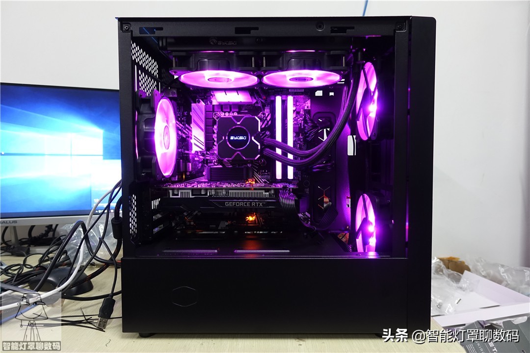 灯罩装机日记001：妹子的万元设计游戏机，感觉主板选错了