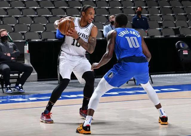 评价德罗赞连续两场三分绝杀,德罗赞绝杀原声版解说