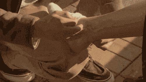 臭脚臭鞋袜不再尴尬，随身带瓶杀菌除味喷雾，轻轻一喷异味尽除