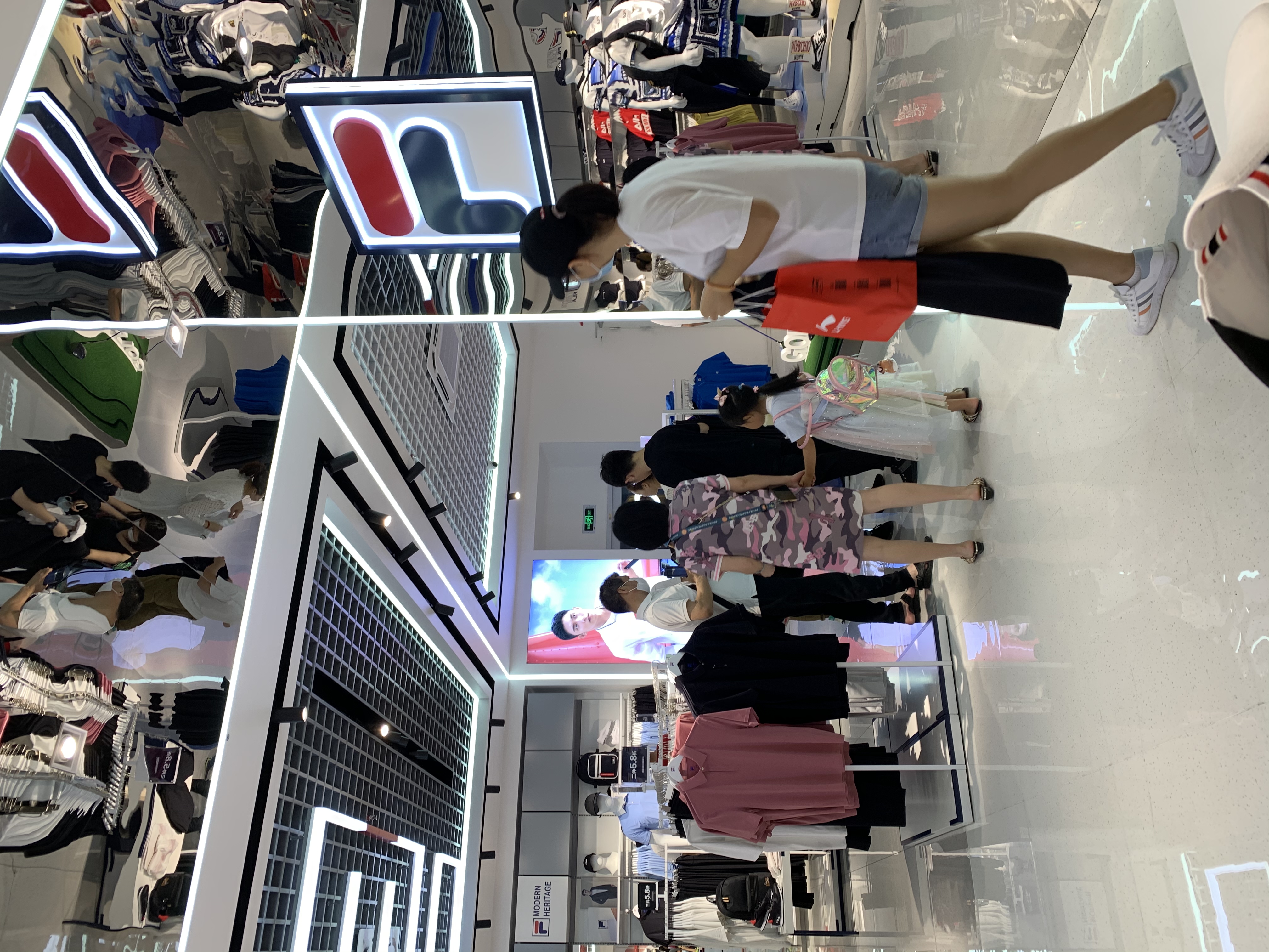 假期第一天的狂欢,假期里的购物体验