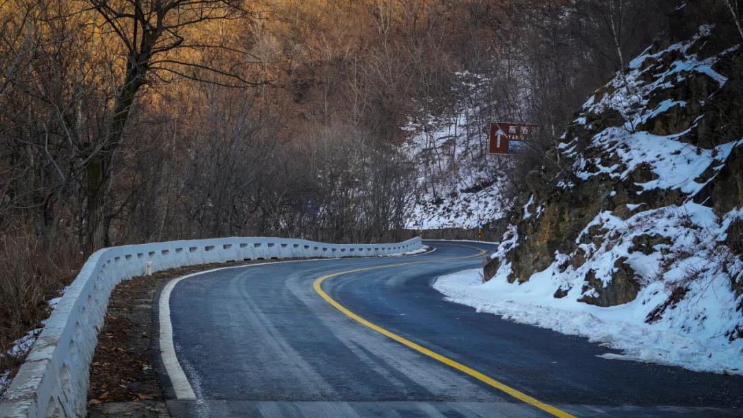 沃尔沃s60弯道减速,弯道小王子沃尔沃s60