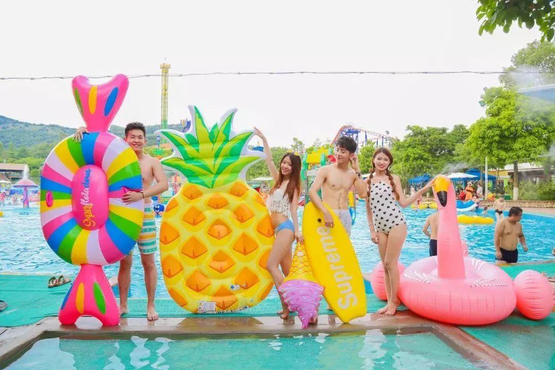 水上乐园超级大喇叭体验,挑战十大世界上最大的水上乐园