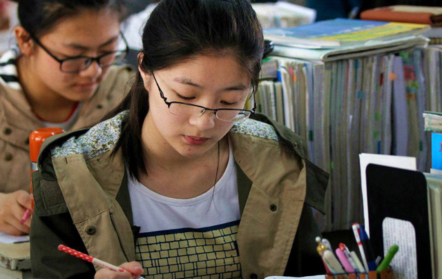 高考试卷被盗杨博考了多少分,2003年高考试卷被盗杨博