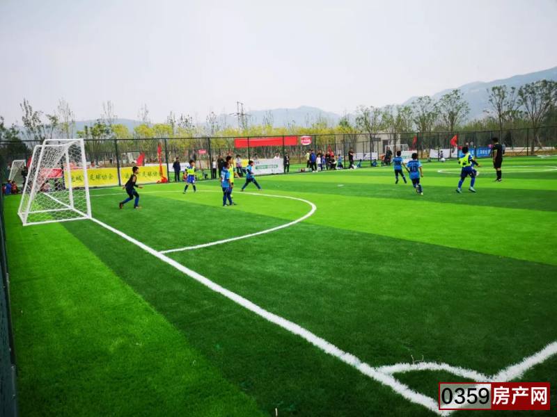 运城南山运动公园已开放,运城南山生态体育公园草坪
