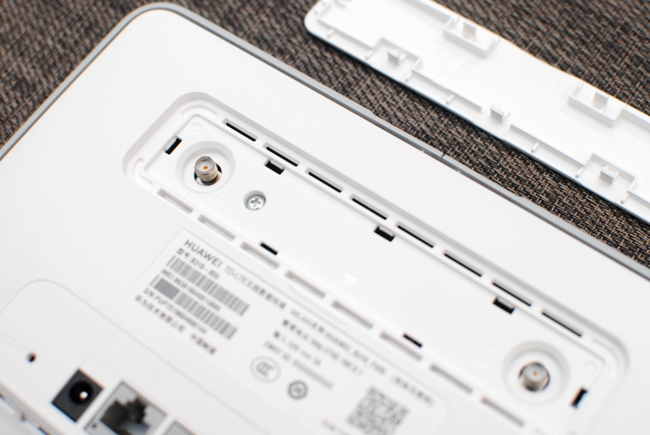 移动路由器能无线上网,随身WiFi移动路由器极速上网