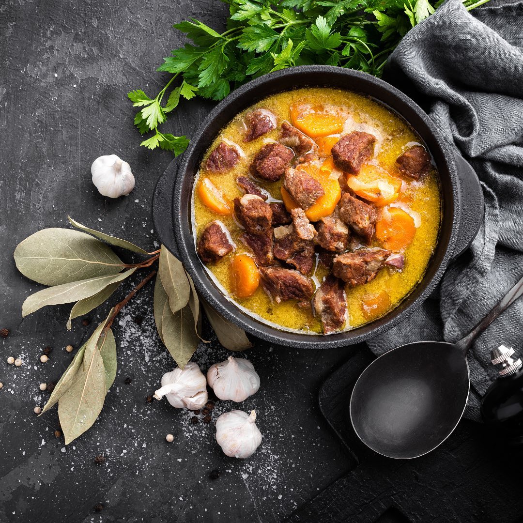 国足飞沙迦备战12强,国足集训名单沙迦