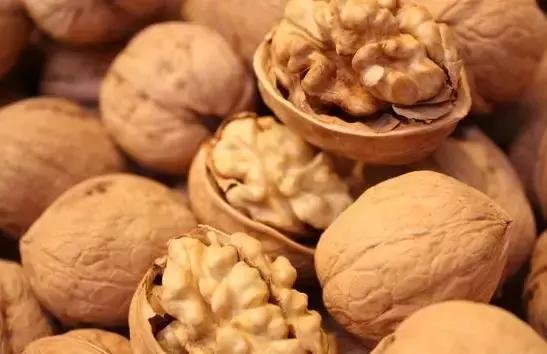 孕期哺乳期补充dha有多重要,孕妇哺乳期间有必要吃dha吗