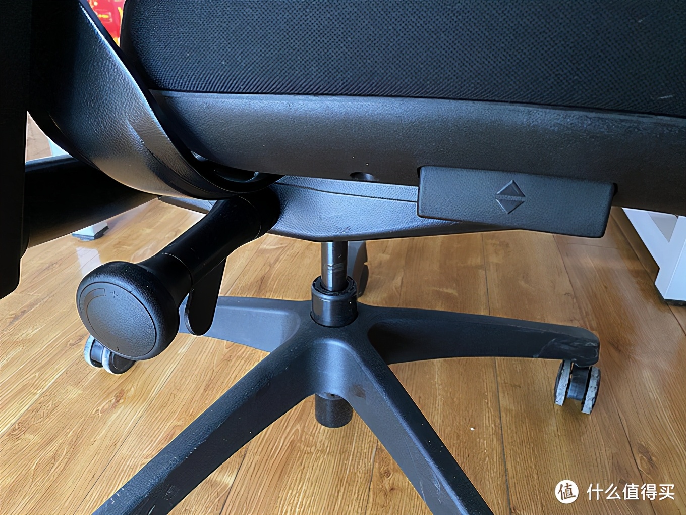 裸辞一个月，我的居家办公桌面