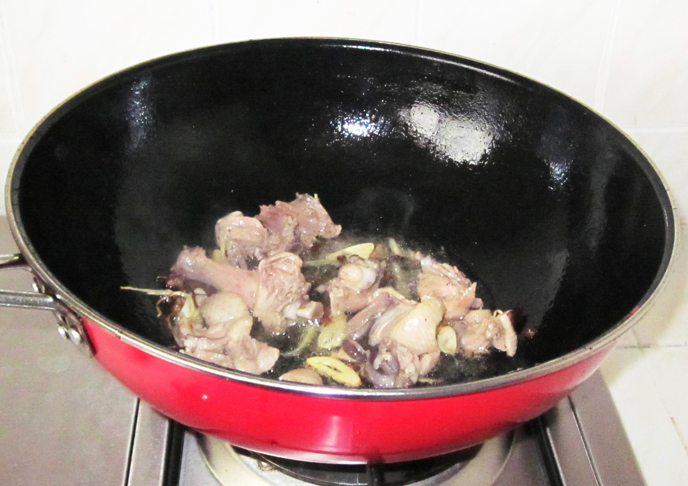 嫩姜炖鸭的最佳吃法,烧鸭子用生姜还是老姜