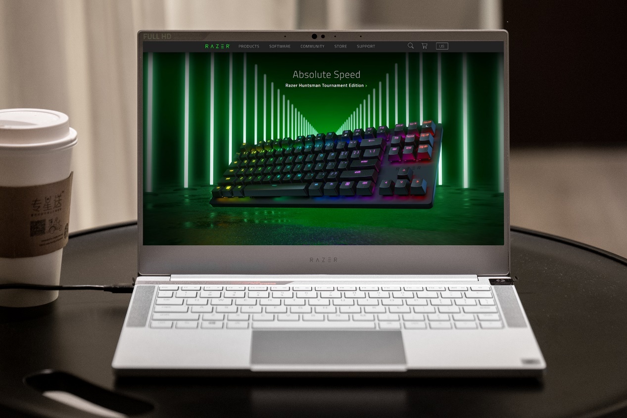 雷蛇灵刃15水银版续航,雷蛇灵刃1060标准版评测