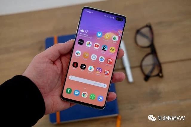 三星s10+在2022年值得入手吗,三星s10+手机价格是多少