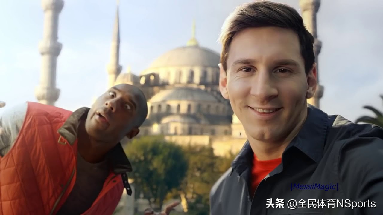 科比踢足球c罗梅西打篮球,科比和梅西两大传奇球星巅峰相遇