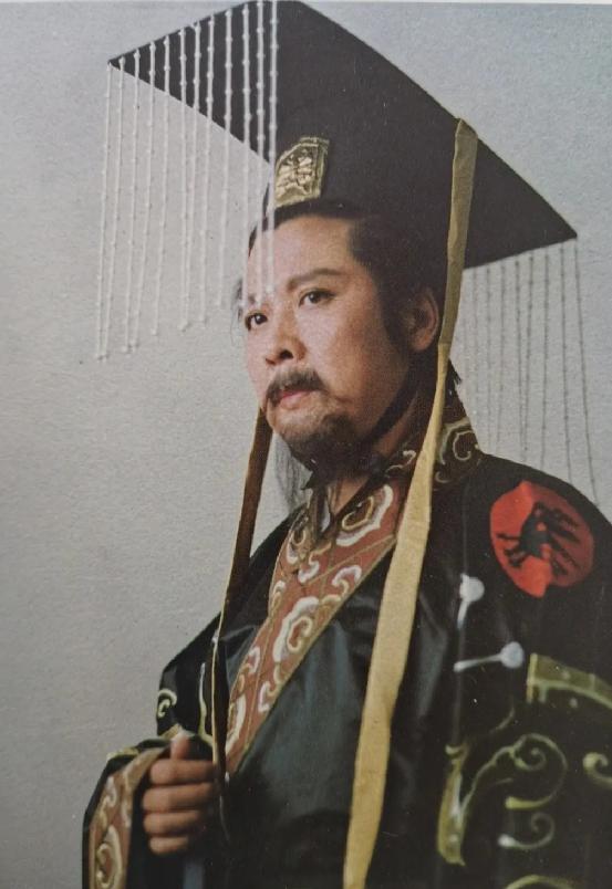 老梁谈论唐国强陆毅诸葛亮,唐国强版诸葛亮和陆毅版诸葛亮pk