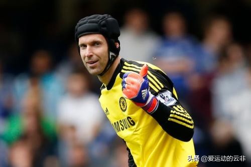 泪目球星,2018没退役的足球传奇巨星有哪些