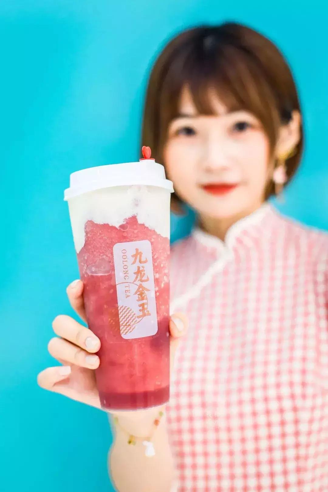 来咯，来咯，肯德基奶茶军团来咯