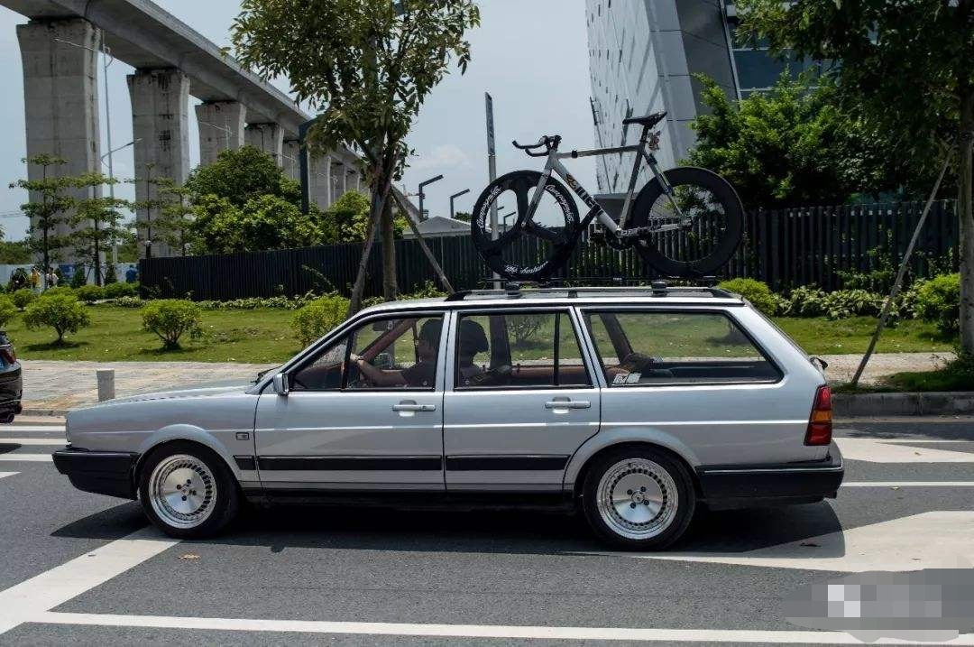 情怀老车普桑和桑塔纳有很大关系,普桑玩家情怀桑塔纳