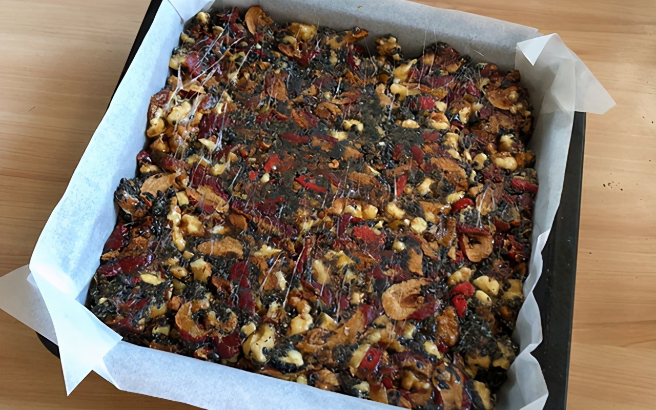 详细芝麻枸杞红枣核桃糕制作视频,纯手工芝麻核桃红枣枸杞糕