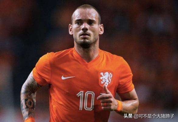 实况足球莫德里奇中场任意球,莫德里奇实况足球最强版本