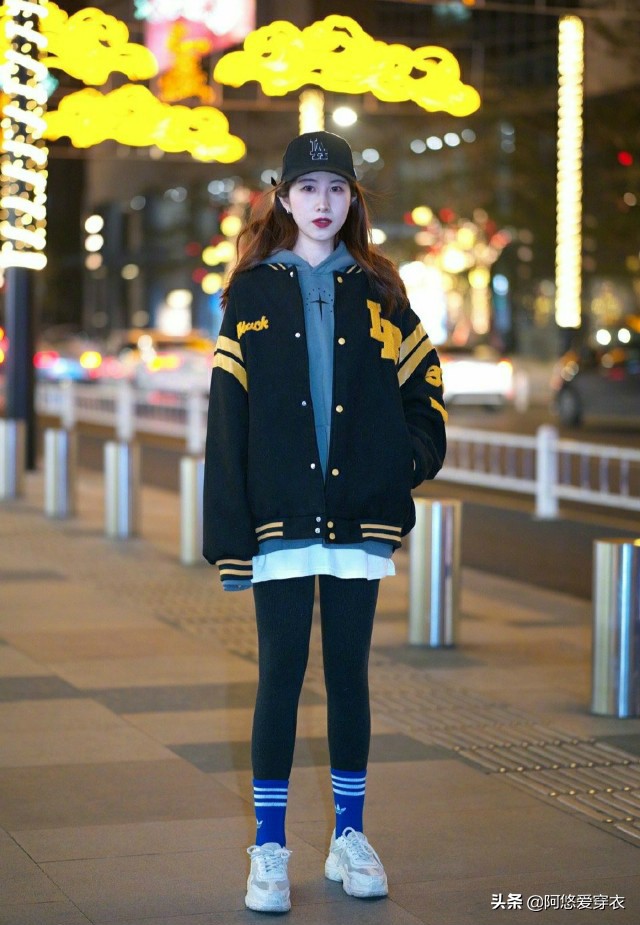 过年这样穿显瘦,过年时穿打底裤怎么搭配衣服好看