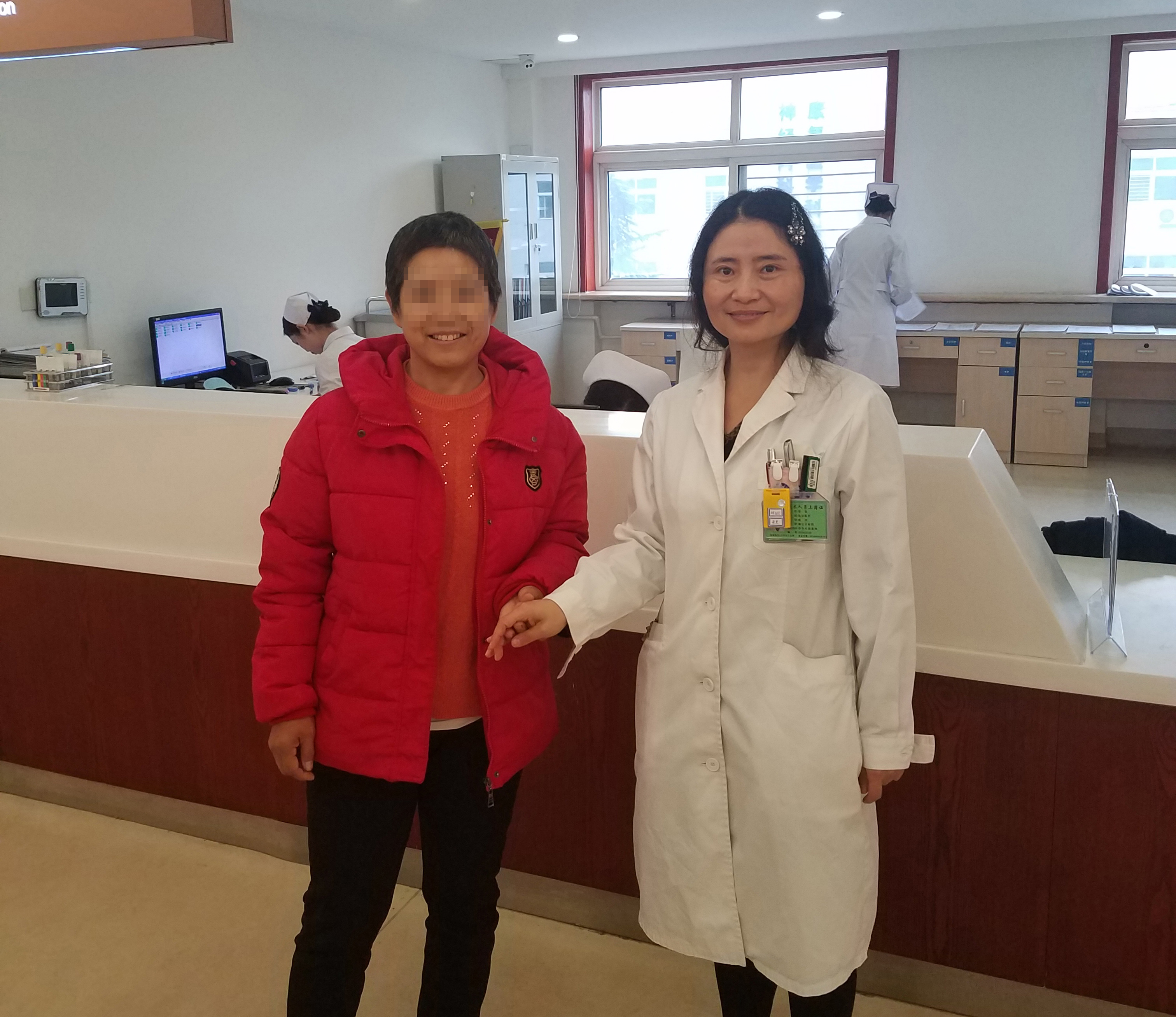 不放弃！为参加儿子婚礼，她坚持抗癌4年重获生机（真实感人）