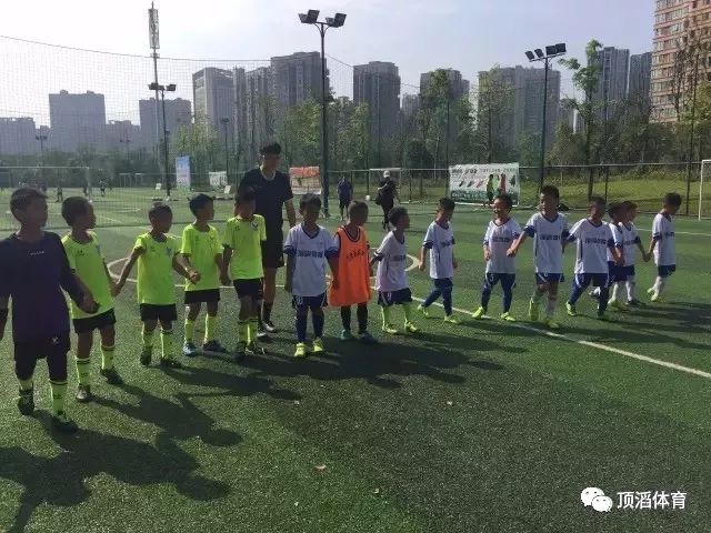 2020-2021足坛大事回顾,预测足坛未来十年的事件