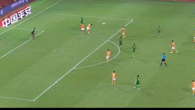 国足5比7国安,国安1-2遭泰山绝杀