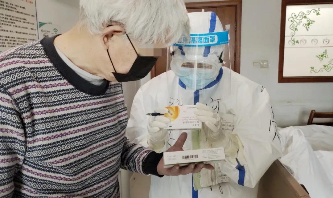 武汉战疫涌现出的正能量,武汉战疫中的坚守和奉献