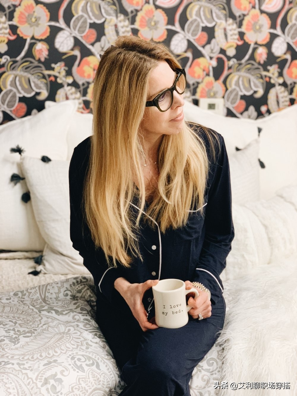 春节宅家睡衣当道，家居服也能时尚又舒适，明星示范居家时髦风