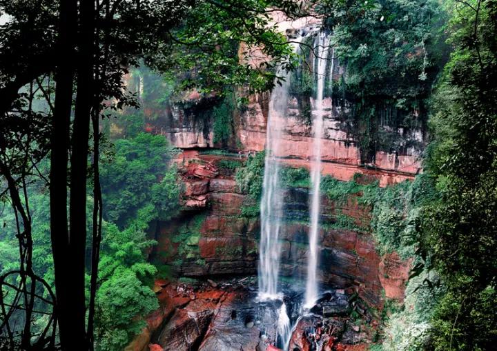 好奇旅游景点,赤水丹霞景区有哪些景点