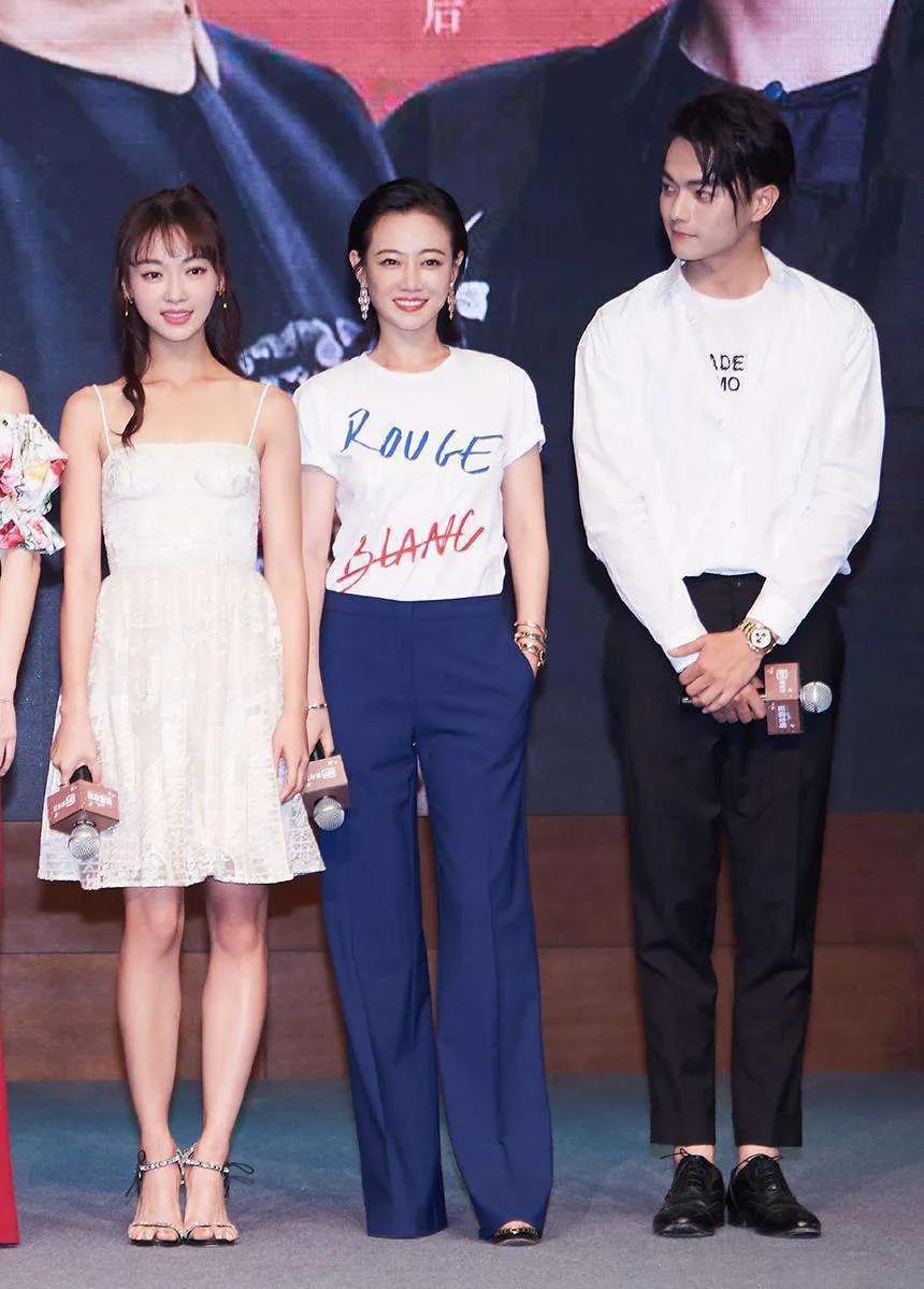 最实用知道自己脸大小的方法,大小脸方脸严重怎么调整