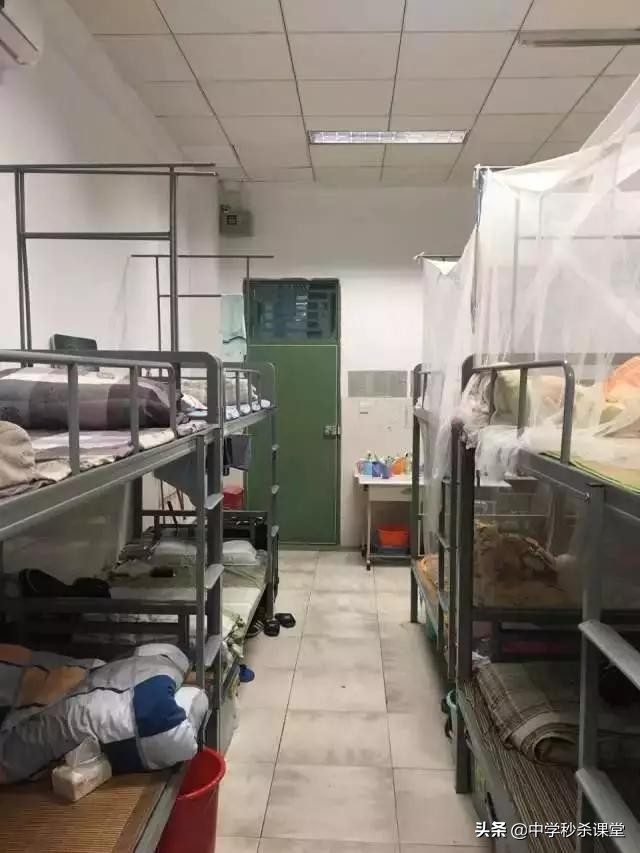 深圳近30所高中宿舍实景图曝光,深圳高中学校宿舍合集