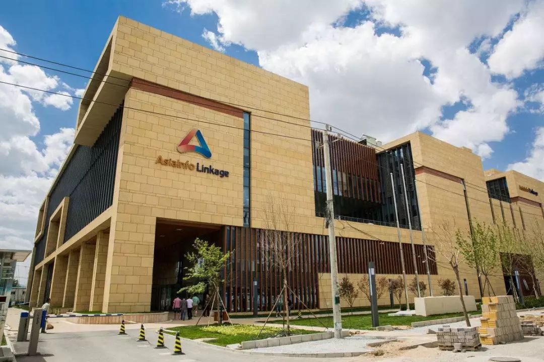 亚信科技公司简介,亚信科技是否国有控股