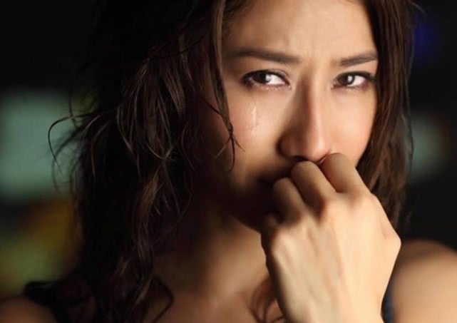 眼霜怎样用才是正确方法,眼霜怎么用才是最好用的方法