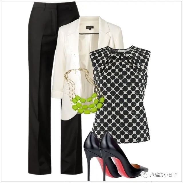 从OL到高管，安妮海瑟薇的职场穿搭，真的是最完美的模板