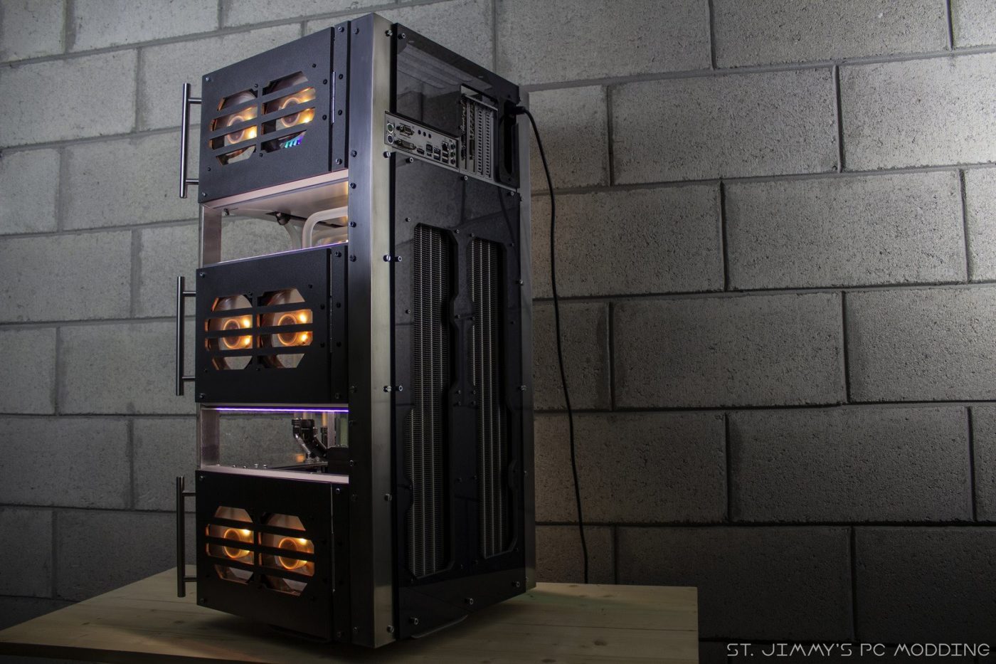 鑰佹coolermaster鏈虹,coolermaster鏈虹q300