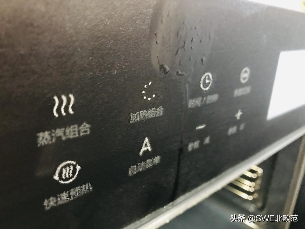 嵌入式蒸烤箱厨房效果图,厨房哪种蒸烤箱实用点最好