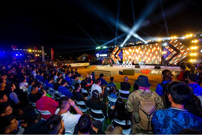 长城炮越野皮卡凭何比肩奔驰大g (比长城炮越野版更好看的越野皮卡)