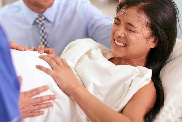 如何减轻开宫口疼痛,怎么有效减轻开宫口疼痛