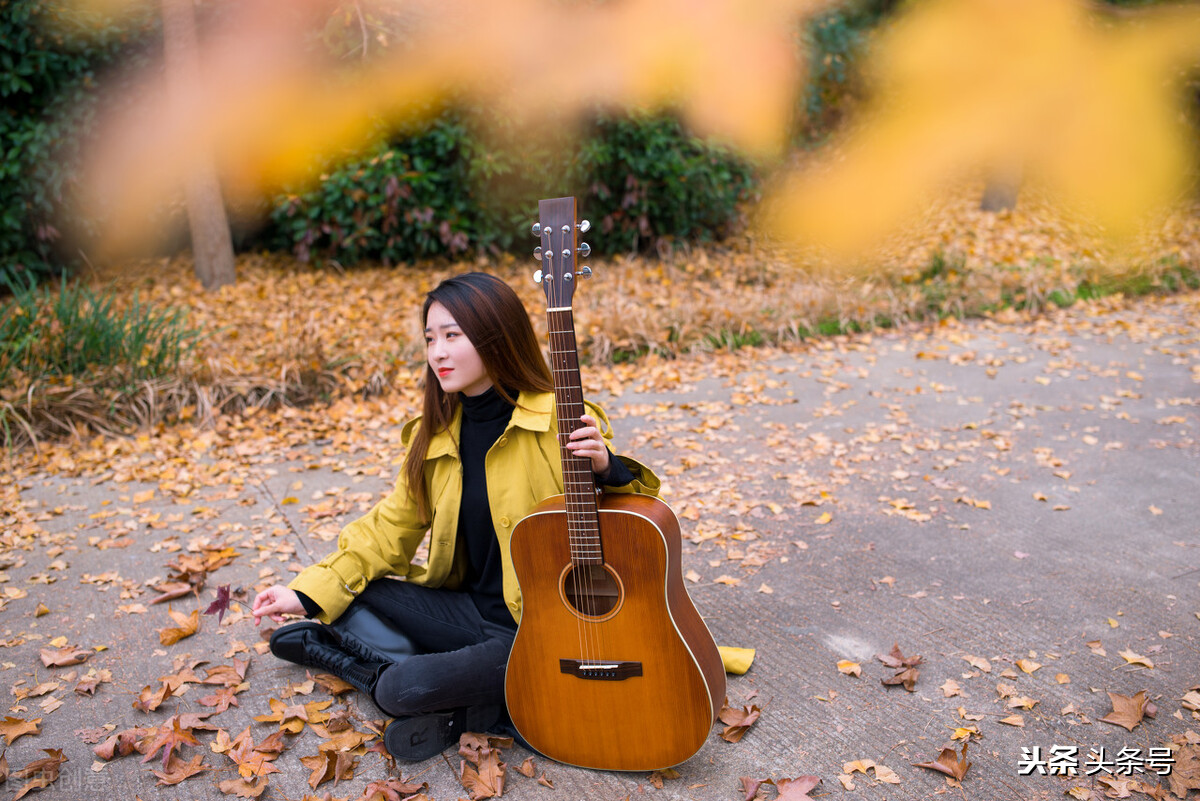 又是一季烟雨,妖娆得让你来不及拂去洒落一地的苍凉